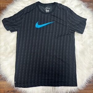 Nike Logo Tee in Blue and Gray size Large